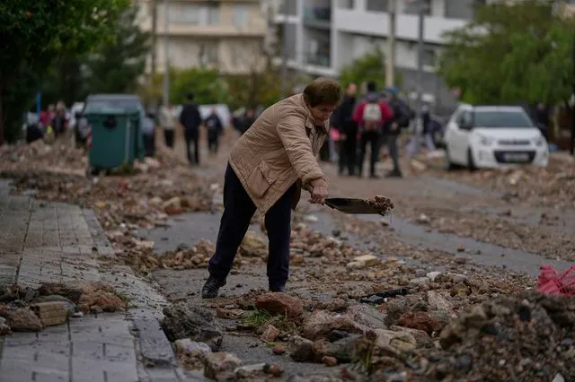 Καταστροφές από την κακοκαιρία στην Άνω Γλυφάδα