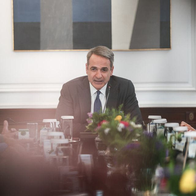 Συνάντηση του Κυριάκου Μητσοτάκη με εκπροσώπους αγροτών στο Μέγαρο Μαξίμου