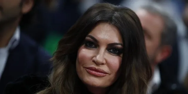 Μοίρασαν προσκλητήρια για το Melania οι Κίμπερλι Γκίλφοϊλ και Κωνσταντίνος Αργυρός