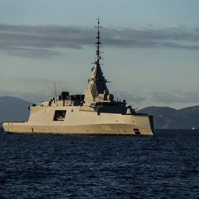 Η φρεγάτα "Κίμων"