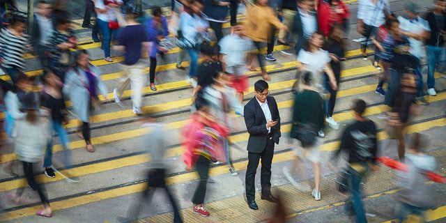 “Είσαι Νεκρός;”: Η viral κινεζική εφαρμογή για νέους που ζουν μόνοι