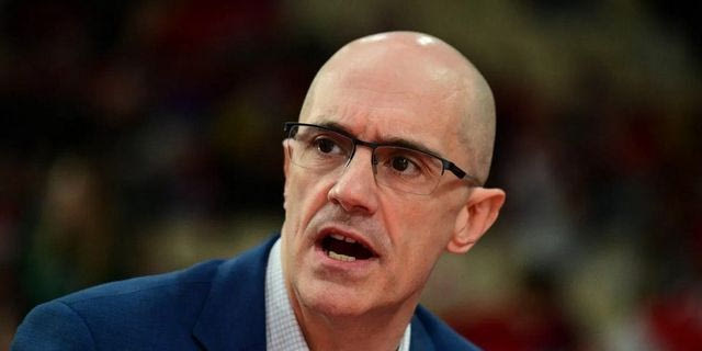 Ο Κολοσσός αποχαιρέτησε τον Χαβιέ Καράσκο