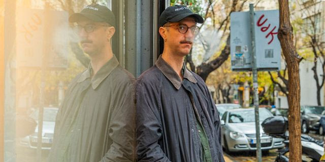 Μετά τη viral “Τελειότητα”, τι; Ο Βιντσέντζο Λατρόνικο παραμένει ψύχραιμος. Προς το παρόν