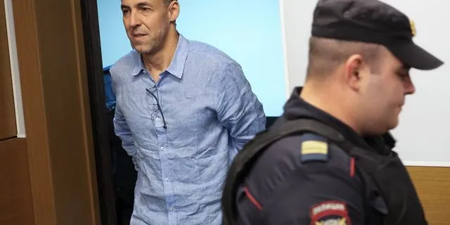 Ρωσία: Απελευθερώθηκε ο Γάλλος ερευνητής Λοράν Βινατιέ