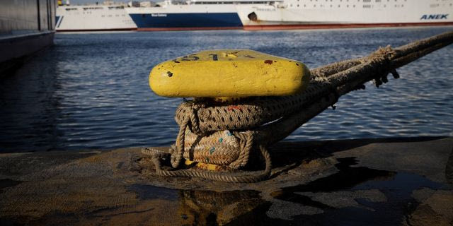 Απαγορευτικό στα λιμάνια λόγω των ισχυρών ανέμων, μετά τις ακυρώσεις των ακτοπλοϊκών