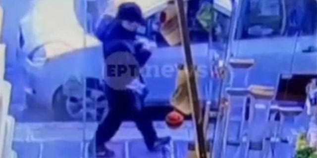 Εξαφάνιση Λόρας: Οι κινήσεις της 16χρονης μετά την άφιξή της στην Αθήνα και τα νέα βίντεο