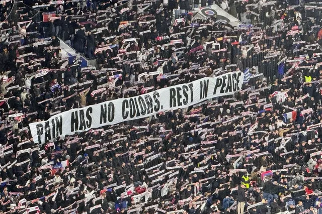 Το πανό των οπαδών της Λιόν