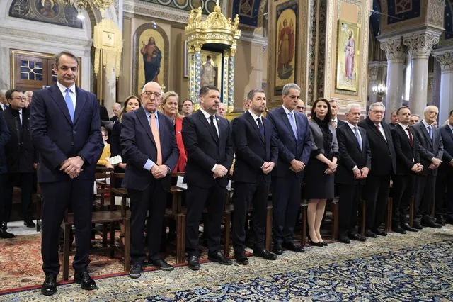 Με λαμπρότητα η πανηγυρική δοξολογία στη Μητρόπολη για το νέο έτος