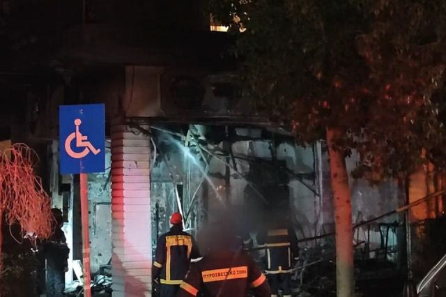 Φωτιά σε κέντρο αισθητικής στη Νέα Σμύρνη – Καταστράφηκε ολοσχερώς