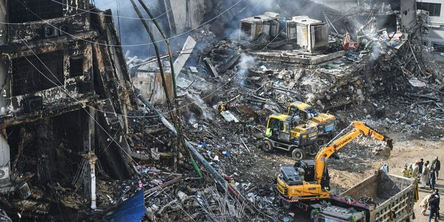 Πακιστάν: Τουλάχιστον 50 νεκροί από τη φωτιά σε εμπορικό κέντρο