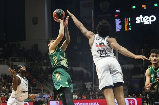 ΠΑΟΚ – Παναθηναϊκός 69-74: Πράσινη επιβίωση στη Θεσσαλονίκη