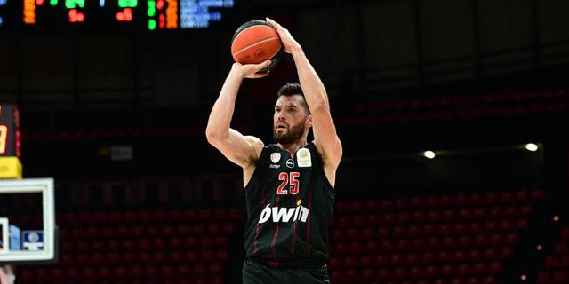Ολυμπιακός – Περιστέρι Betsson 94-71: Ο Πίτερς άγγιξε την 30άρα και οι ερυθρόλευκοι συνέχισαν αήττητοι