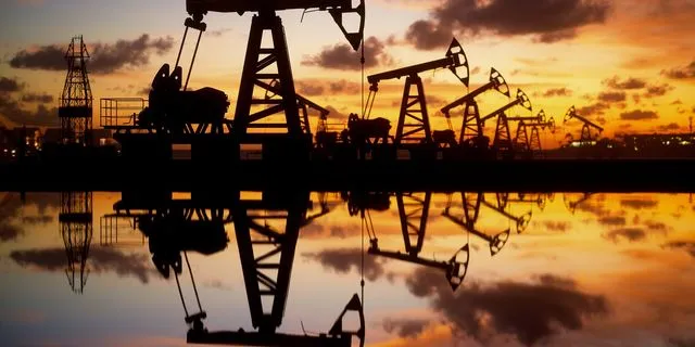 Ο Τραμπ απειλεί με δασμούς κάθε χώρα που πουλάει πετρέλαιο στην Κούβα – Οργή της Αβάνας