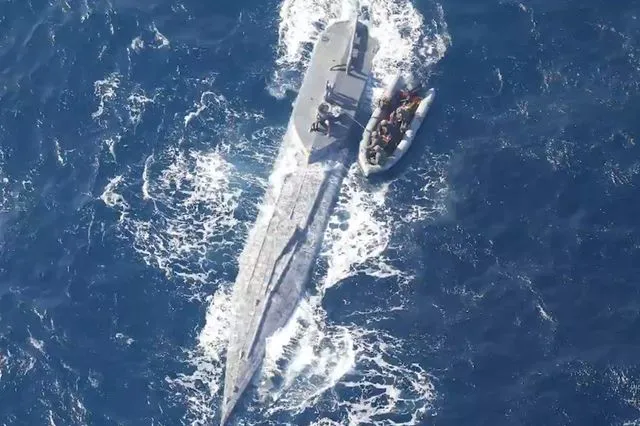 Πορτογαλία: Κατασχέθηκε “ναρκο-υποβρύχιο” με 9 τόνους κοκαΐνης – Ποσότητα ρεκόρ