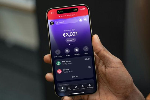 Revolut: Υπηρεσία για την προστασία των πελατών από τα περιστατικά απάτης πλαστοπροσωπίας