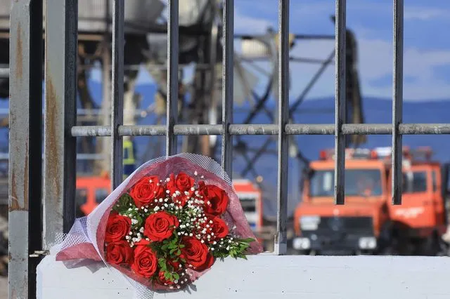 Σεβασμός στην εργατική τάξη, σεβασμός στα χέρια που μάς ταϊζουν