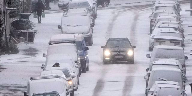 Καταιγίδα Γκορέτι: Χιλιάδες σπίτια χωρίς ρεύμα σε Γαλλία και Βρετανία