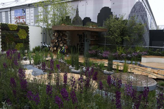 Η Αττική χρειάζεται “σφουγγάρια”, όχι τσιμέντο – Η λύση που σώζει από πλημμύρες και λειψυδρία