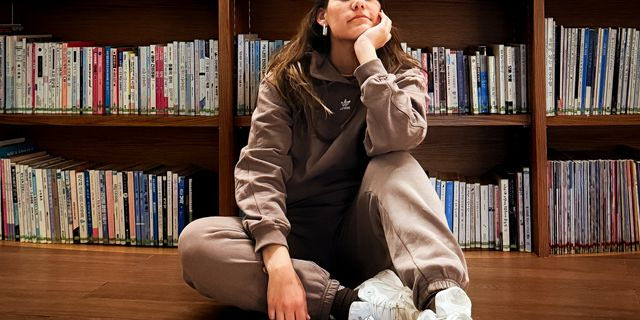 The Green Post-it: Πώς ένα πράσινο χαρτάκι έγινε φωνή της γενιάς μας