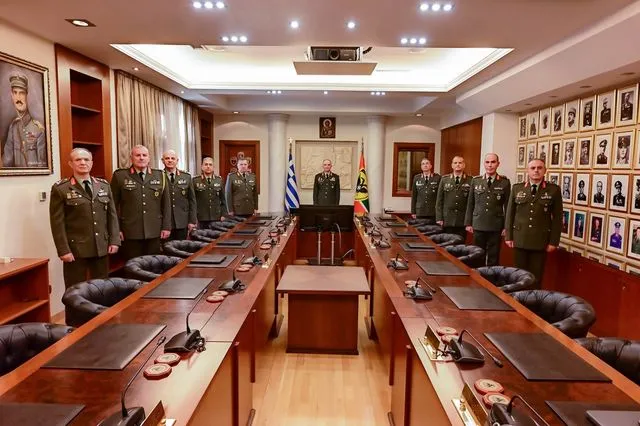Συνεδρίαση του νέου Ανώτατου Στρατιωτικού Συμβουλίου (ΑΣΣ)