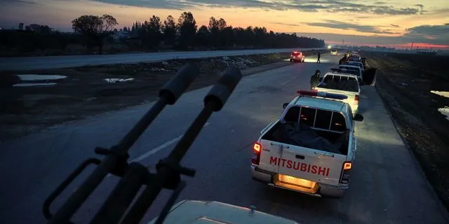 Ο συριακός στρατός προωθείται σε περιοχές που ελέγχονται από τους SDF