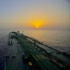 Ιράν: Δεξαμενόπλοιο φλέγεται στα Στενά του Oρμούζ – Χτυπήθηκε με drones