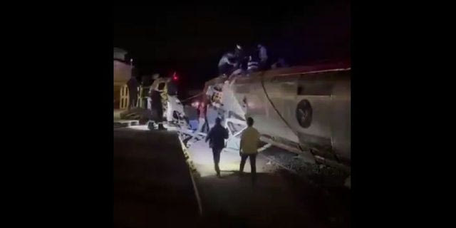 Ισπανία: Εκτροχιασμός τρένων υψηλής ταχύτητας – Τουλάχιστον 21 νεκροί, πάνω από 100 τραυματίες