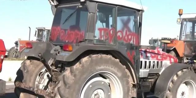 Αγρότες: “Υπάρχει προβοκάτσια” – Στον εισαγγελέα το μπλόκο της Νίκαιας