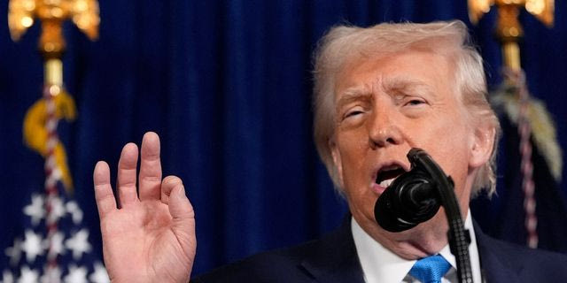 Ποια G7; Ο Τραμπ μεταφέρει τη Σύνοδο για να γιορτάσει με…  UFC