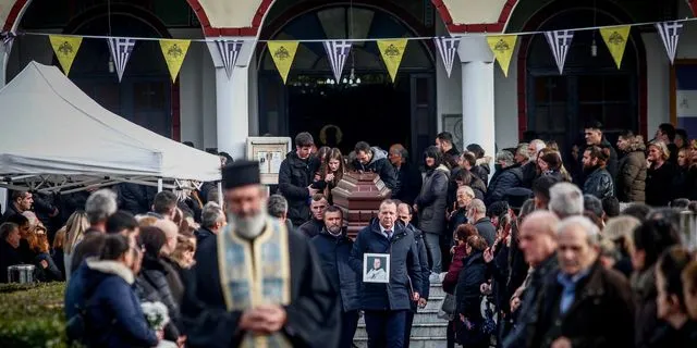 “Βιολάντα”: Θρήνος στις κηδείες των Σ. Μπουκουβάλα, Α. Νάσιου και Α. Μπουνόβα