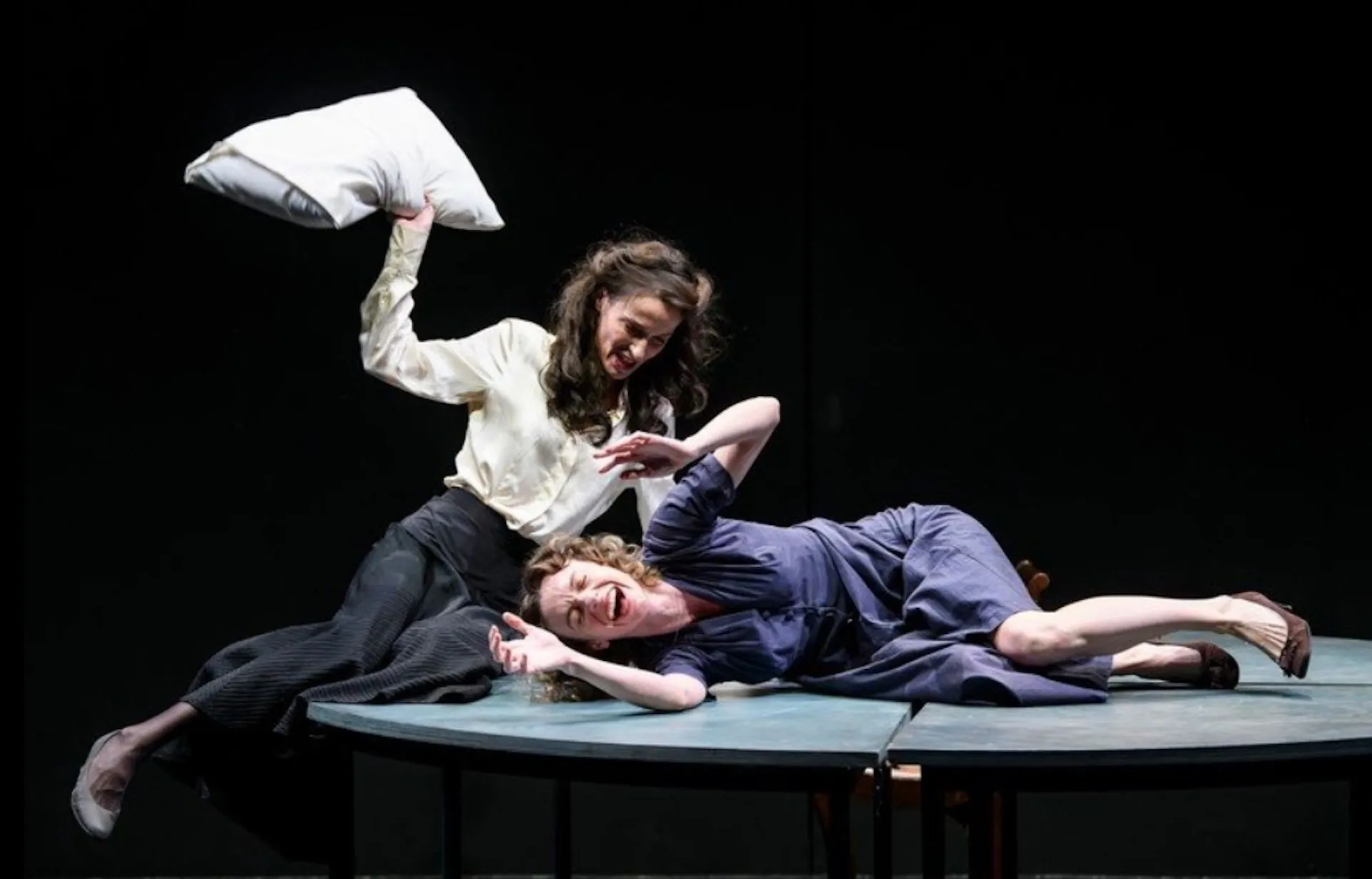 Το Τρίτο Στεφάνι