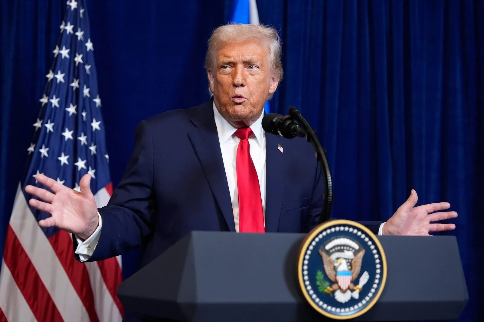 Ο Τραμπ απειλεί το Ιράν ότι οι ΗΠΑ θα 