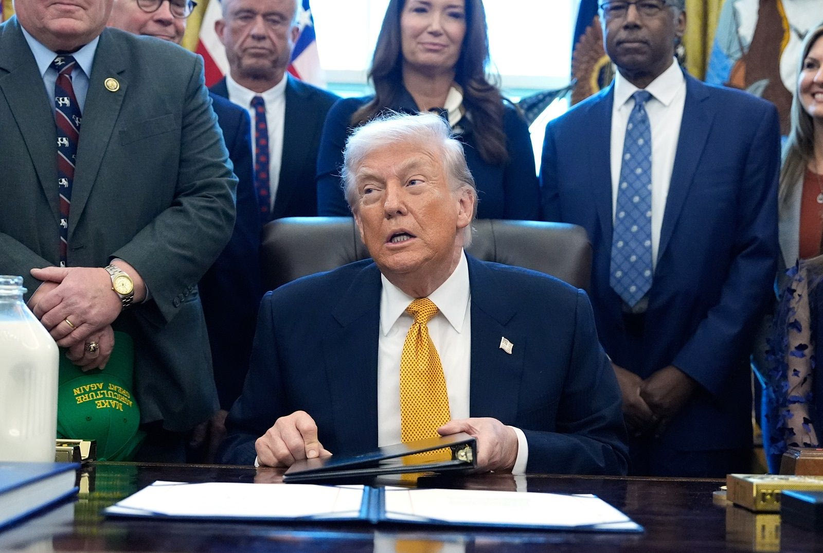 H Μέση Ανατολή προετοιμάζεται για το χτύπημα Τραμπ στο Ιράν