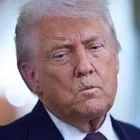 Economist: Γιατί ο πόλεμος του Τραμπ με το Ιράν “φλερτάρει” με το χάος