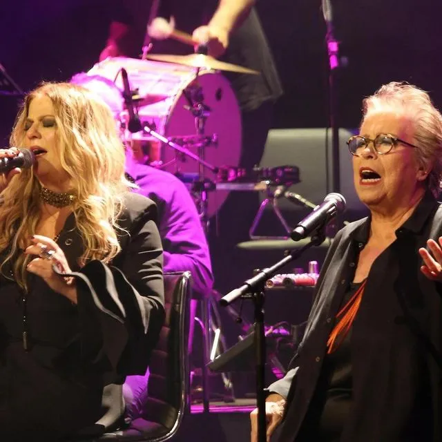 Δήμητρα Γαλάνη και Ελένη Τσαλιγοπούλου