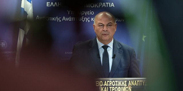 Ο υπουργός Αγροτικής Ανάπτυξης και Τροφίμων, Κώστας Τσιάρας