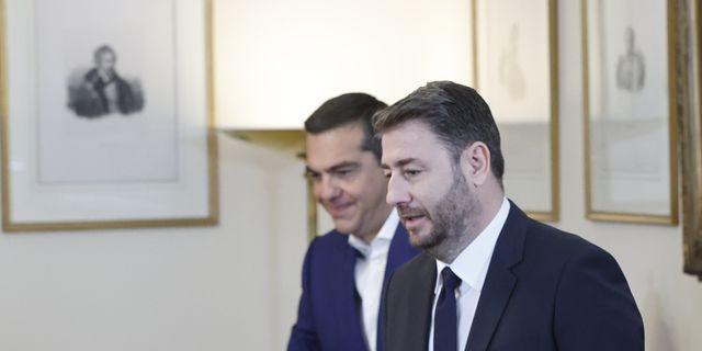 Η “σωτηρία” από τα δεξιά τελειώνει, οι άλλοι θα την «αναστήσουν»;