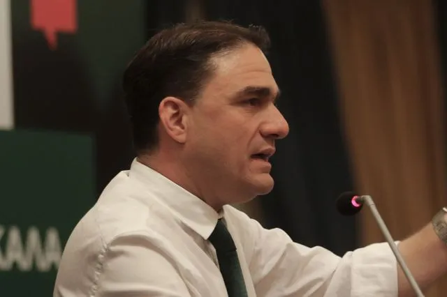 Κώστας Τσουκαλάς