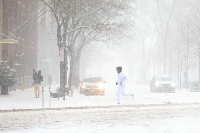 Απαγόρευση της κυκλοφορίας στη Νέα Υόρκη εν αναμονή σφοδρής χιονόπτωσης