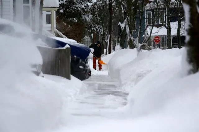 Στο έλεος της χιονοθύελλας Fern οι ΗΠΑ – Τουλάχιστον 14 νεκροί