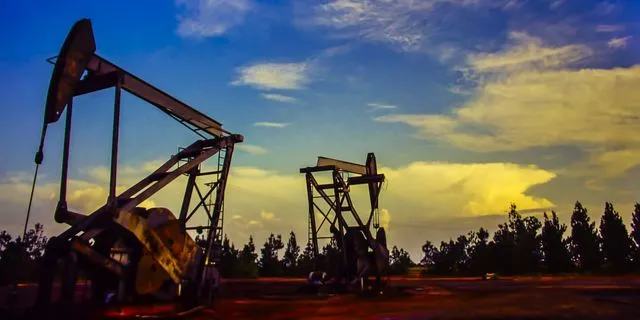 Δεξαμενές πετρελαίου