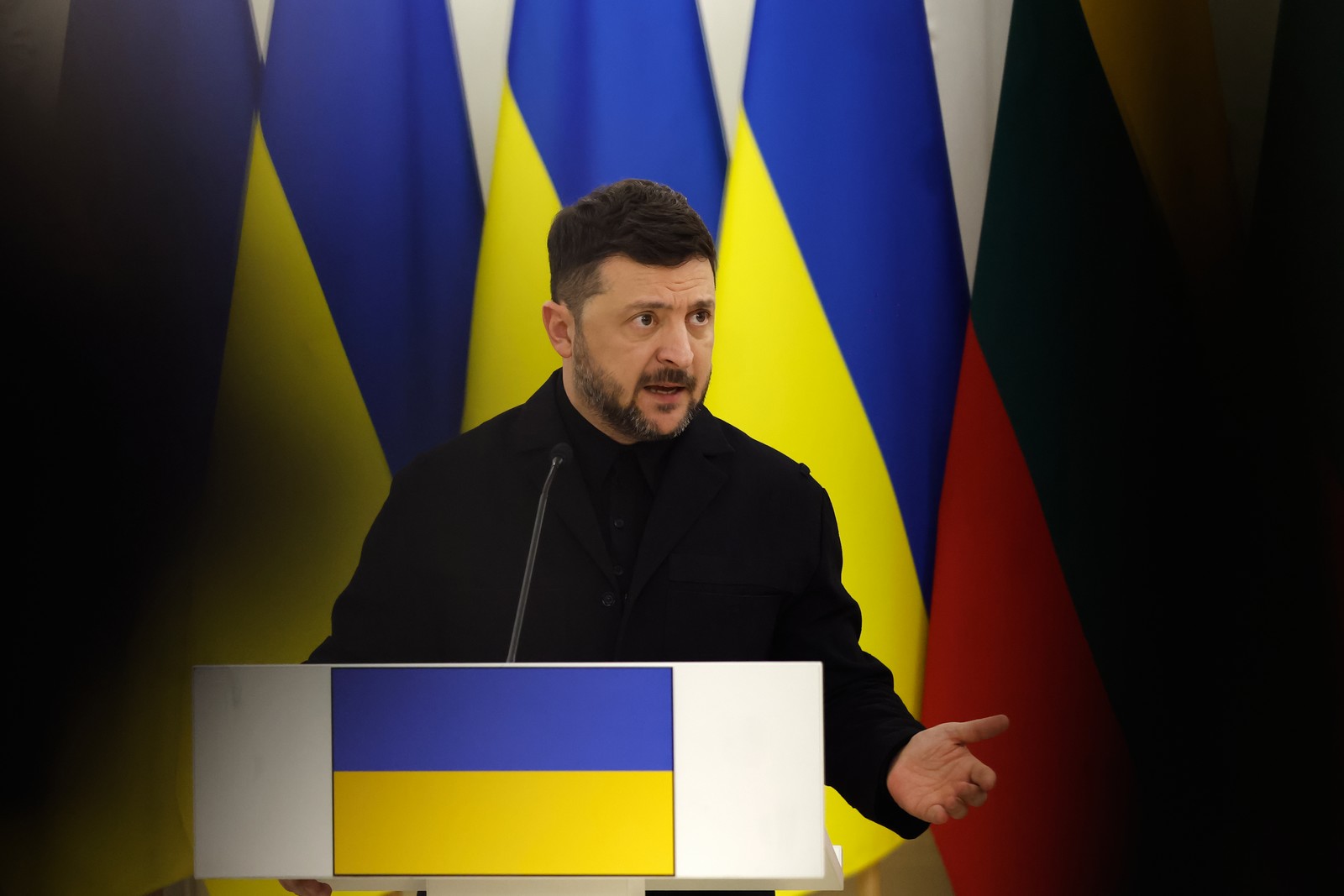 Ζελένσκι: Η Ουκρανία θα συνεχίσει να πλήττει ρωσικά διυλιστήρια