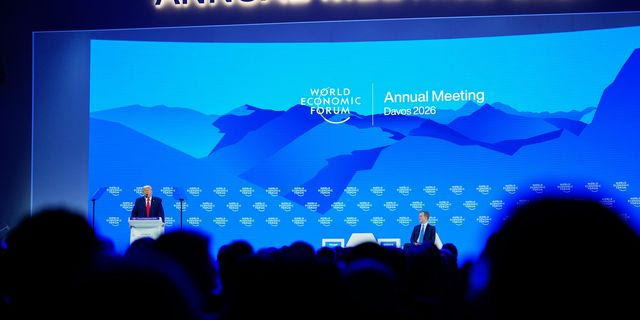 Νταβός: Εκκενώθηκε προληπτικά το συνεδριακό κέντρο λόγω φωτιάς σε διπλανό ξενοδοχείο