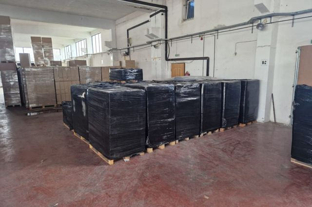 Βίντεο και φωτογραφίες από την εξάρθρωση κυκλώματος λαθρεμπορίου καπνικών προϊόντων