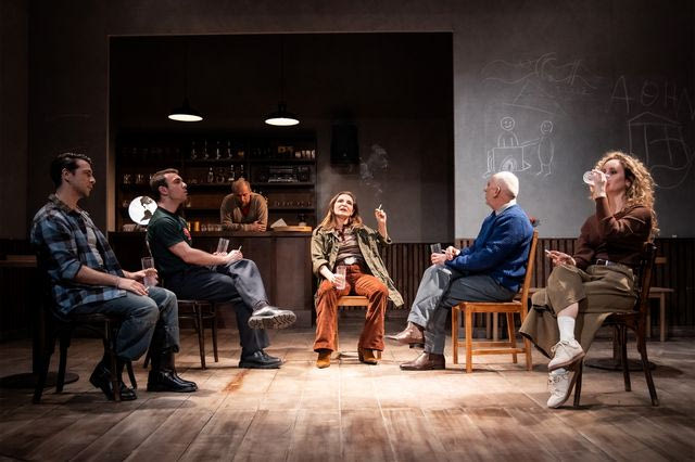 Δύο ή τρία πράγματα που ξέρω γι’ αυτόν: Το νέο έργο του Ανέστη Αζά