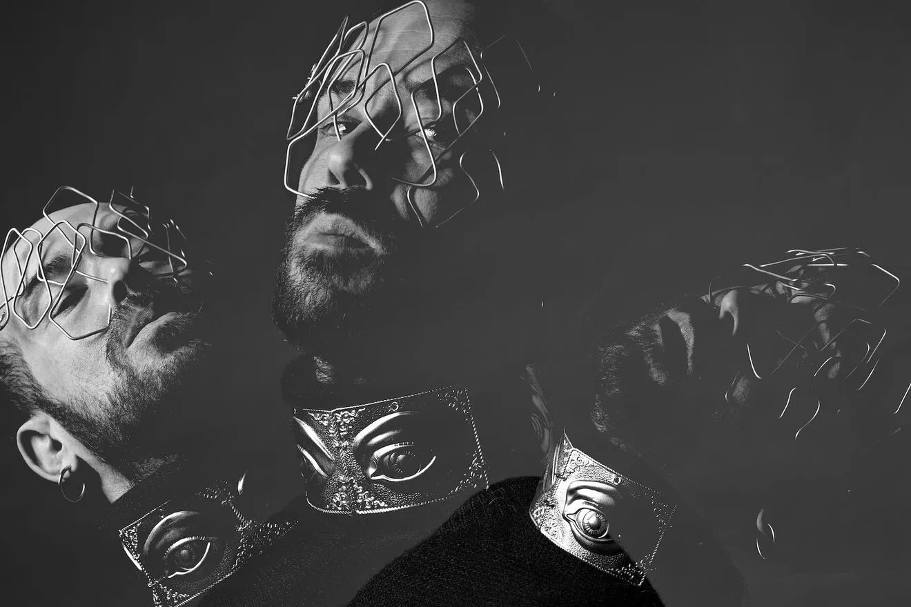 Όταν η νηστεία γίνεται ακραία θεατρική εμπειρία