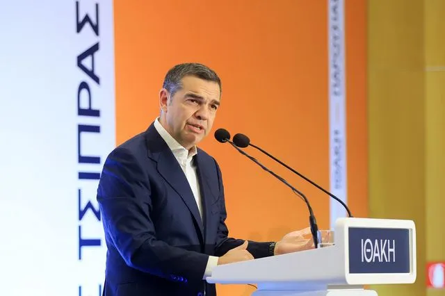 O Αλέξης Τσίπρας στην παρουσίαση της “Ιθάκης” στη Λάρισα