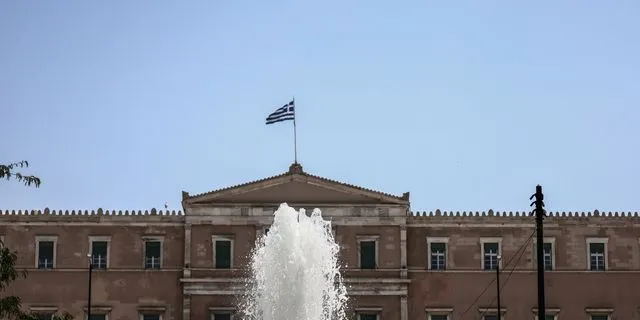 Συνταγματική αναθεώρηση: Τα άρθρα που προτείνει η κυβέρνηση να αλλάξουν