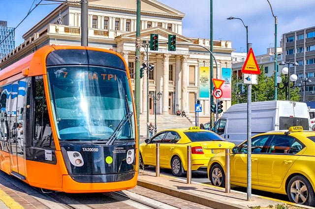 Κυρανάκης: Από σήμερα το τραμ φτάνει στο λιμάνι του Πειραιά