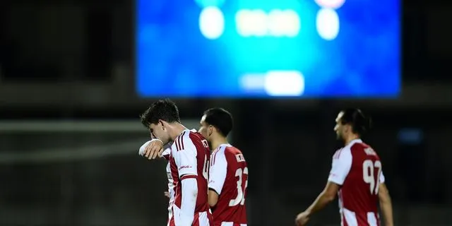 Λεβαδειακός – Ολυμπιακός 0-0: Οι ερυθρόλευκοι κόλλησαν στο μηδέν απέναντι στους ηρωικούς Βοιωτούς των δέκα παικτών